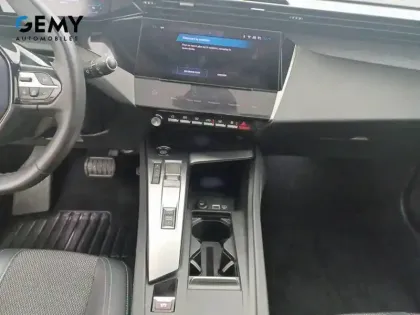 Photo 14 Peugeot 308  BlueHDi 130ch S&S EAT8