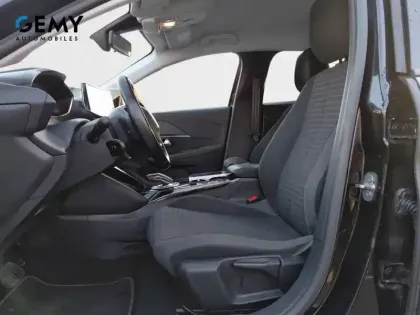 Photo 8 Peugeot 208  Electrique 50 kWh 136ch