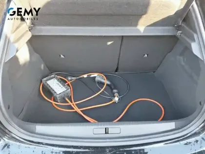 Photo 5 Peugeot 208  Electrique 50 kWh 136ch