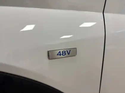 Photo 21 Hyundai Bayon  1.0 T-GDi 100 DCT-7 Hybrid 48V