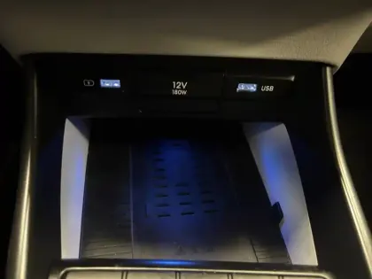 Photo 115 Hyundai Bayon  1.0 T-GDi 100 DCT-7 Hybrid 48V