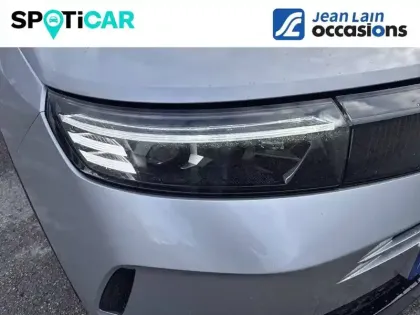 Photo 15 Opel Grandland  1.2 Turbo Hybrid 145 ch e-DCT6