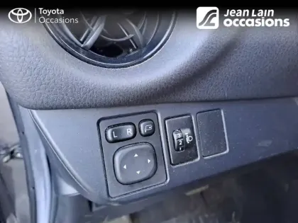 Photo 18 Toyota Yaris  Hybride 100h