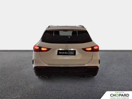 Photo 7 Mercedes GLA  200 d 8G-DCT