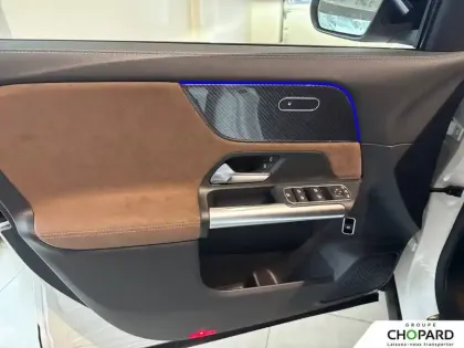 Photo 13 Mercedes GLA  200 d 8G-DCT