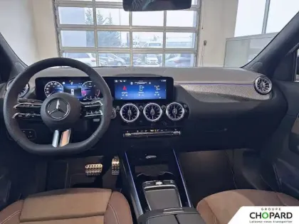 Photo 16 Mercedes GLA  200 d 8G-DCT