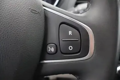 Photo 35 Renault Captur  TCe 150 FAP EDC