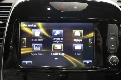 Photo 23 Renault Captur  TCe 150 FAP EDC