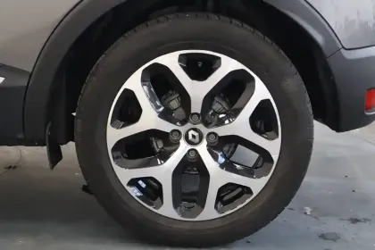 Photo 14 Renault Captur  TCe 150 FAP EDC