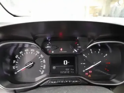 Photo 11 Citroën C3 Aircross  PureTech 110 S&S BVM6