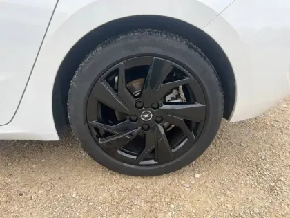 Photo 10 Opel Astra  1.5 Diesel 130 ch BVA8