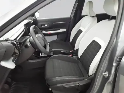 Photo 10 Citroën C3  Turbo 100 ch BVM6