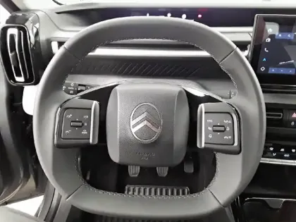 Photo 8 Citroën C3  Turbo 100 ch BVM6