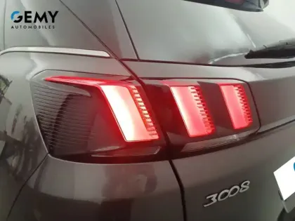 Photo 21 Peugeot 3008  BlueHDi 130ch S&S EAT8