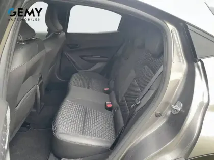 Photo 9 Renault Clio  E-Tech full hybrid 160 ch