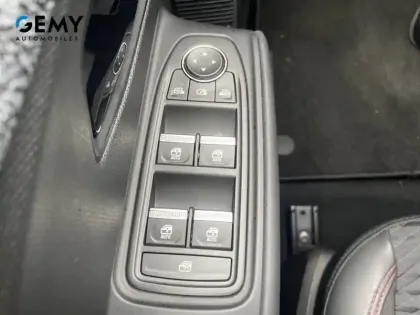 Photo 15 Renault Clio  E-Tech full hybrid 160 ch