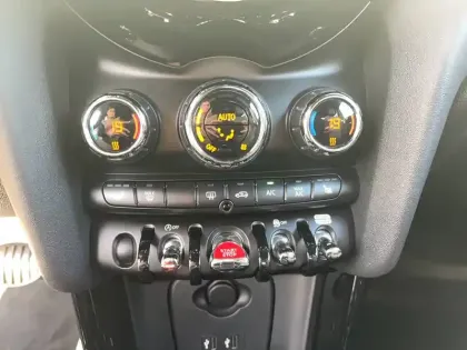 Photo 73 Mini Mini Hatch 3 Portes Cooper S 192 ch BVA7