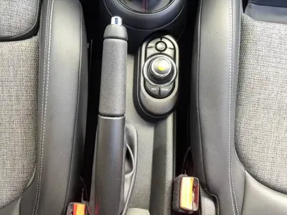 Photo 89 Mini Mini Hatch 3 Portes Cooper S 192 ch BVA7