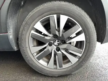 Photo 18 Peugeot 2008  PureTech 110ch S&S EAT6