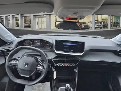 Photo 7 Peugeot 208  PureTech 100 S&S BVM6