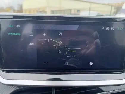 Photo 12 Peugeot 208  PureTech 100 S&S BVM6