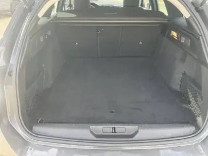 Photo 5 Peugeot 308  SW BlueHDi 130ch S&S EAT8