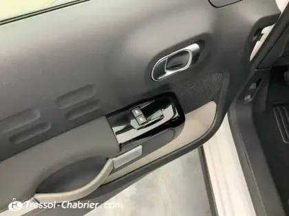 Photo 19 Citroën C3  PureTech 83 S&S BVM5 Feel Business