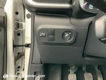 Photo 16 Citroën C3  PureTech 83 S&S BVM5 Feel Business