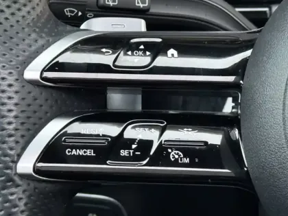 Photo 51 Mercedes GLA 250 e Hybrid EQ AMG Line