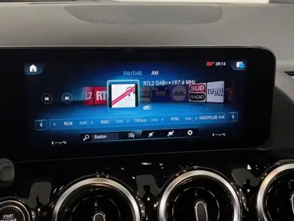 Photo 15 Mercedes GLA 200 AMG Line