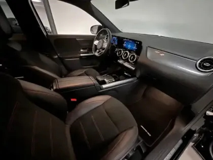 Photo 6 Mercedes GLA 200 AMG Line