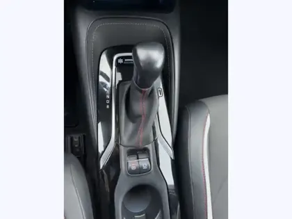 Photo 15 Toyota Corolla Hybrid GR Sport 1.8 122 ch