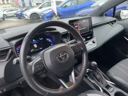 Photo 10 Toyota Corolla Hybrid GR Sport 1.8 122 ch