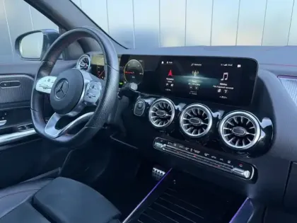 Photo 10 Mercedes EQA 250 AMG Line