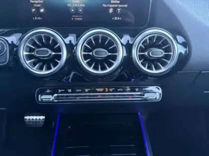 Photo 13 Mercedes EQA 250 AMG Line