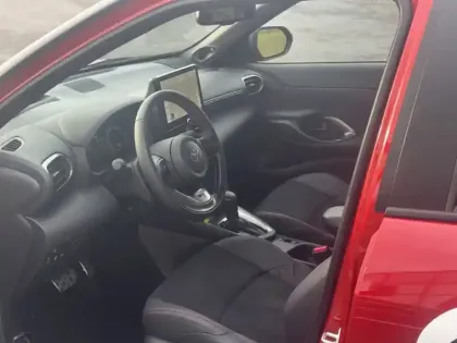 Photo 14 Toyota Yaris Hybride 1.5 HYBRID 130H GR SPORT Pack Techno