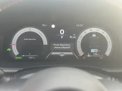 Photo 19 Toyota Yaris Hybride 1.5 HYBRID 130H GR SPORT Pack Techno