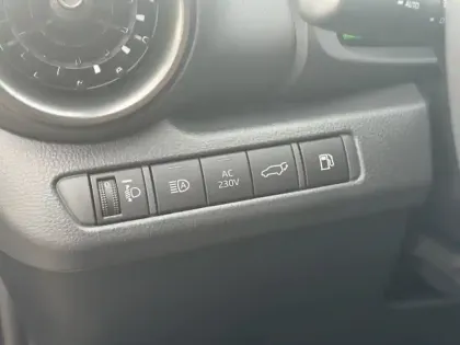 Photo 13 Toyota C-HR 2.0 PHEV 225 Design Pack Confort