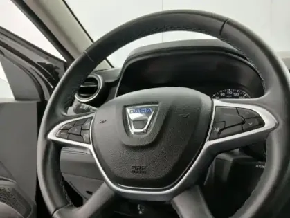 Photo 24 Dacia Duster ECO-G 100 4x2 Prestige +