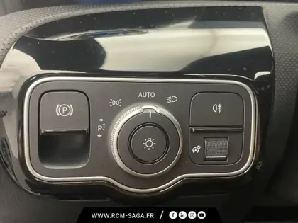 Photo 17 Mercedes CLA 250 e Hybrid EQ AMG Line