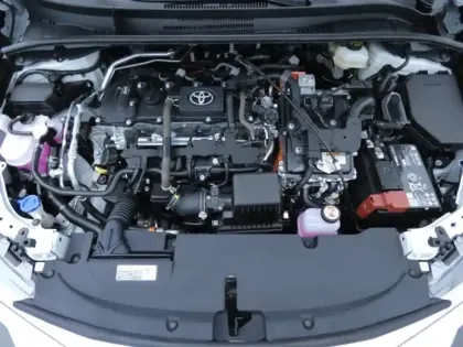 Photo 16 Toyota Corolla Hybride 1.8L 140h Design