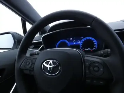 Photo 9 Toyota Corolla Hybride 1.8L 140h Design