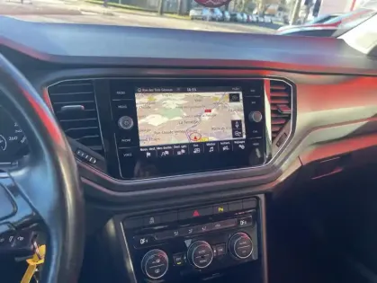 Photo 17 Volkswagen T-roc 1.0 TSI 115 Start/Stop BVM6 Lounge