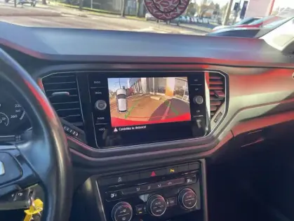 Photo 16 Volkswagen T-roc 1.0 TSI 115 Start/Stop BVM6 Lounge