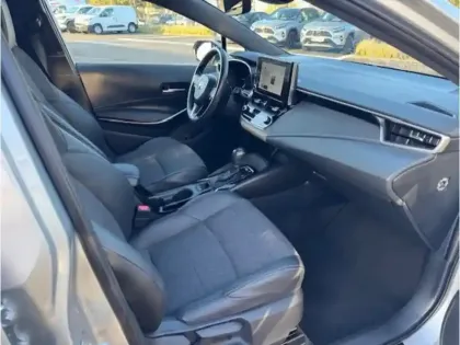 Photo 15 Toyota Corolla Hybride 122h Design