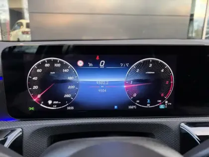 Photo 47 Mercedes Classe A 200 d AMG Line