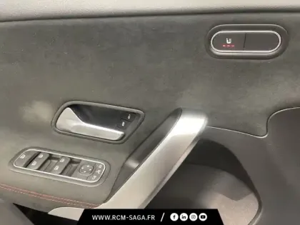 Photo 16 Mercedes Classe A 200 d AMG Line