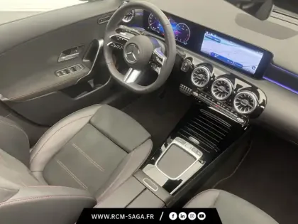 Photo 23 Mercedes Classe A 200 d AMG Line