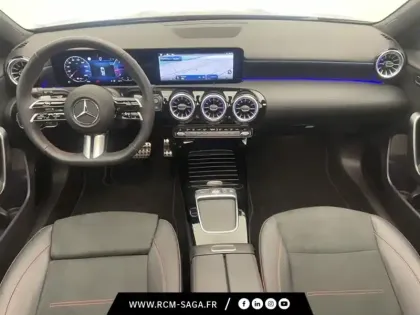 Photo 10 Mercedes Classe A 200 d AMG Line