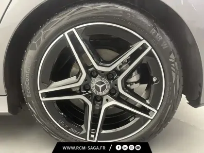 Photo 8 Mercedes Classe A 200 d AMG Line